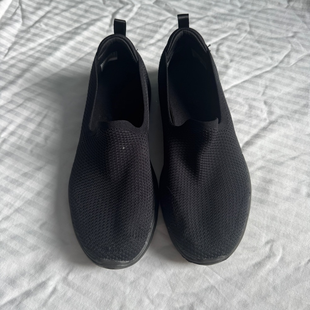 Skechers Black Slip-On Women's Sneakers